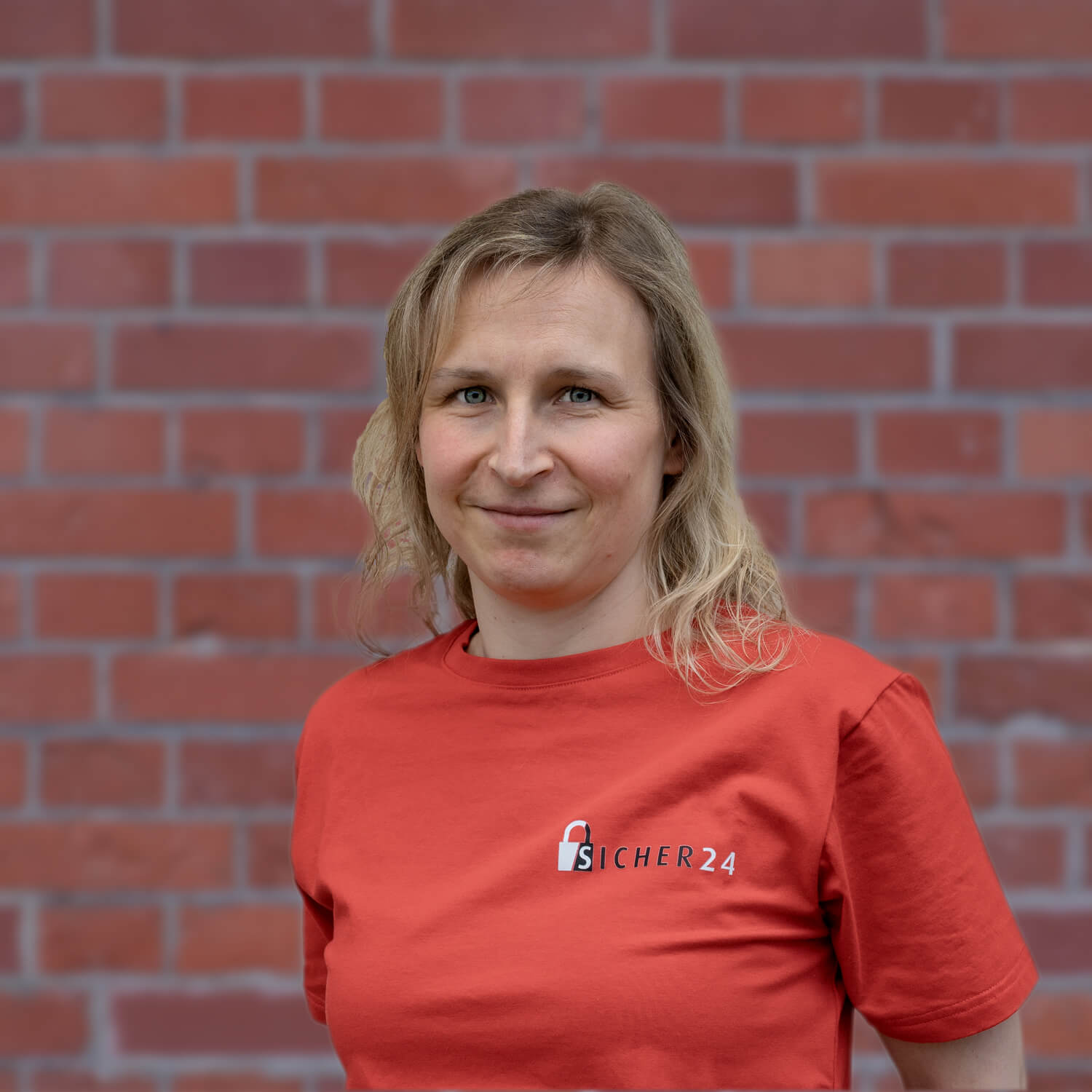 Yvonne aus dem Einkauf von Sicher24